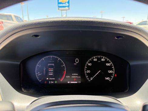Used 2023 Honda HR-V LX image 14