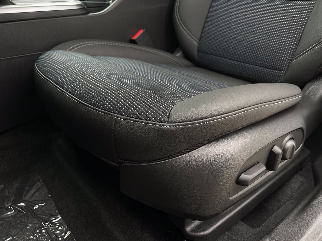 New 2026 Buick Envista Sport Touring w/ Convenience I Package FWD image 22