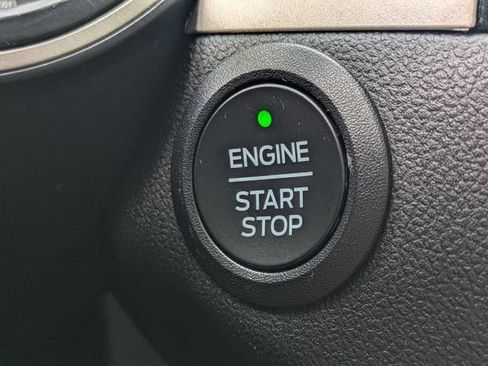 Used 2022 Ford Escape SEL FWD image 32