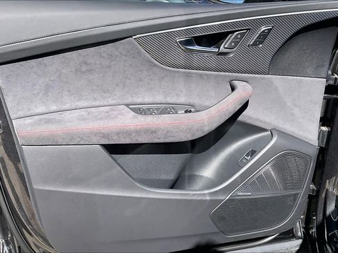 New 2026 Audi RS Q8 performance image 10