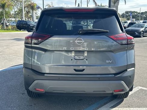Used 2023 Nissan Rogue SV image 7