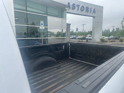 Used 2018 Ford F150 XLT w/ Equipment Group 302A Luxury AWD/4WD image 21
