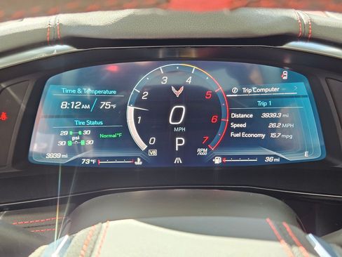 Used 2025 Chevrolet Corvette Stingray Preferred Cpe w/ Z51 Performance Package RWD image 21