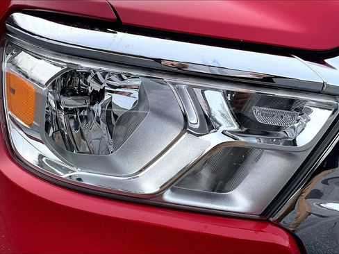 Used 2022 RAM 1500 Big Horn image 31