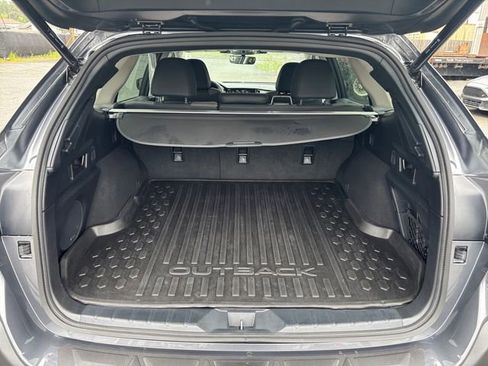 Certified 2025 Subaru Outback Onyx Edition AWD/4WD image 19