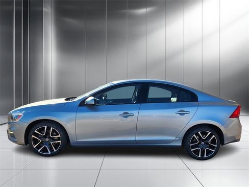Used 2018 Volvo S60 T5 Dynamic w/ Protection Package image 25