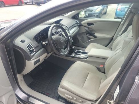 Used 2017 Acura RDX w/ Advance Package AWD/4WD image 3