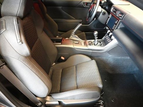 Certified 2025 Toyota GR86 w/ ALL Weather Mat Package (TMS) image 11