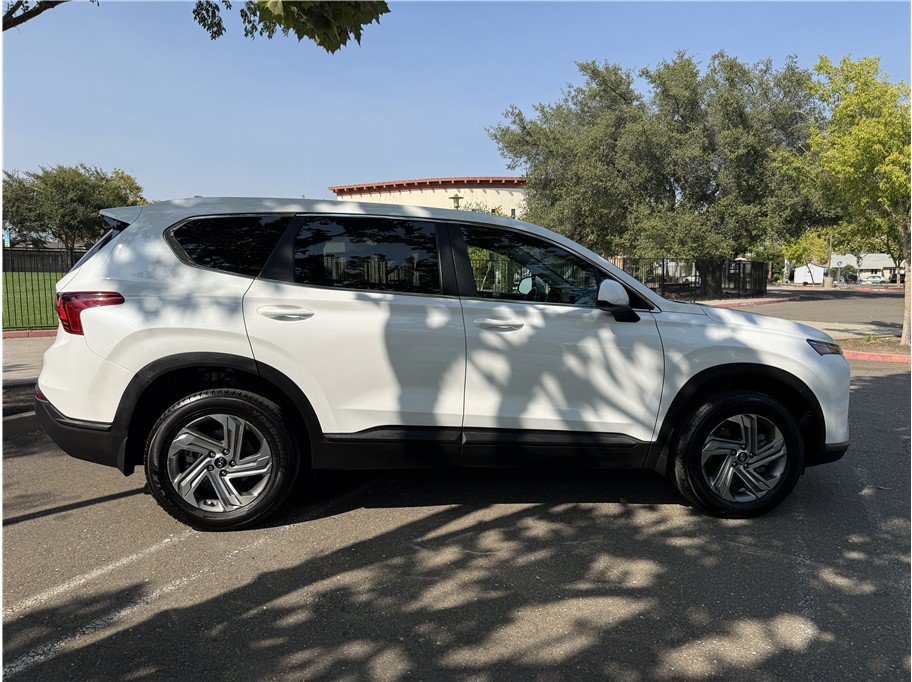 Used 2021 Hyundai Santa Fe SE AWD/4WD image 6