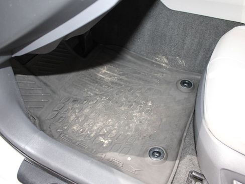 Used 2021 Toyota Camry XSE FWD image 26