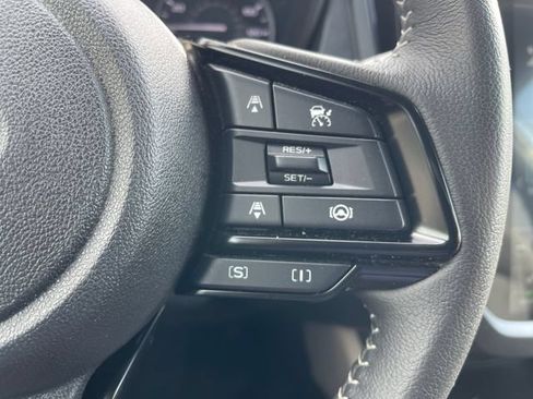 Certified 2025 Subaru Forester Premium AWD/4WD image 23