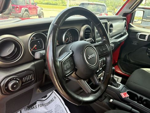 Used 2021 Jeep Wrangler Unlimited Sport AWD/4WD image 27