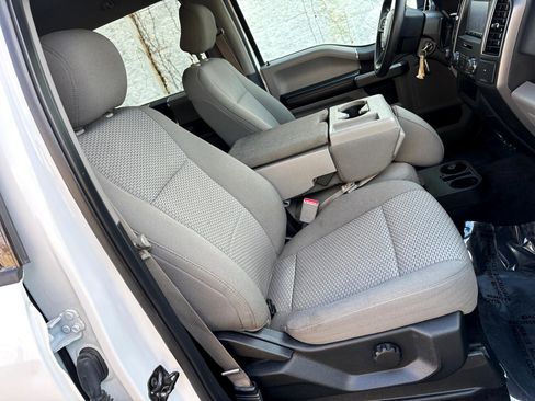 Used 2017 Ford F150 XLT image 21