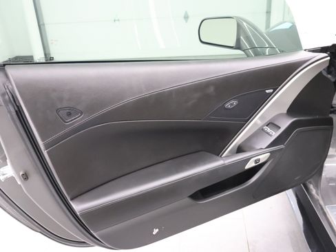 Used 2015 Chevrolet Corvette Stingray Coupe image 33