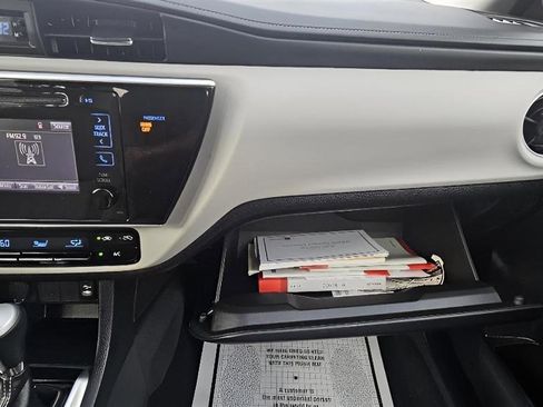 Used 2019 Toyota Corolla LE FWD image 15