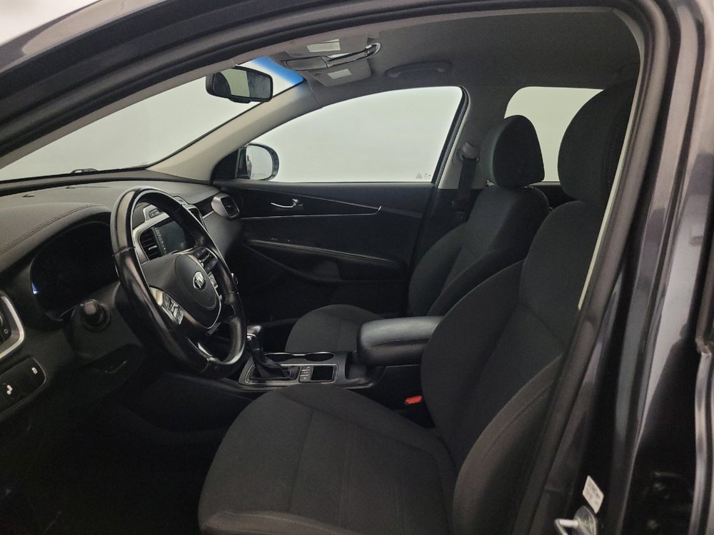 Used 2019 Kia Sorento AWD w/ LX Convenience Package image 17