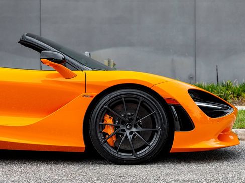 New 2027 McLaren 750S Spider RWD image 14