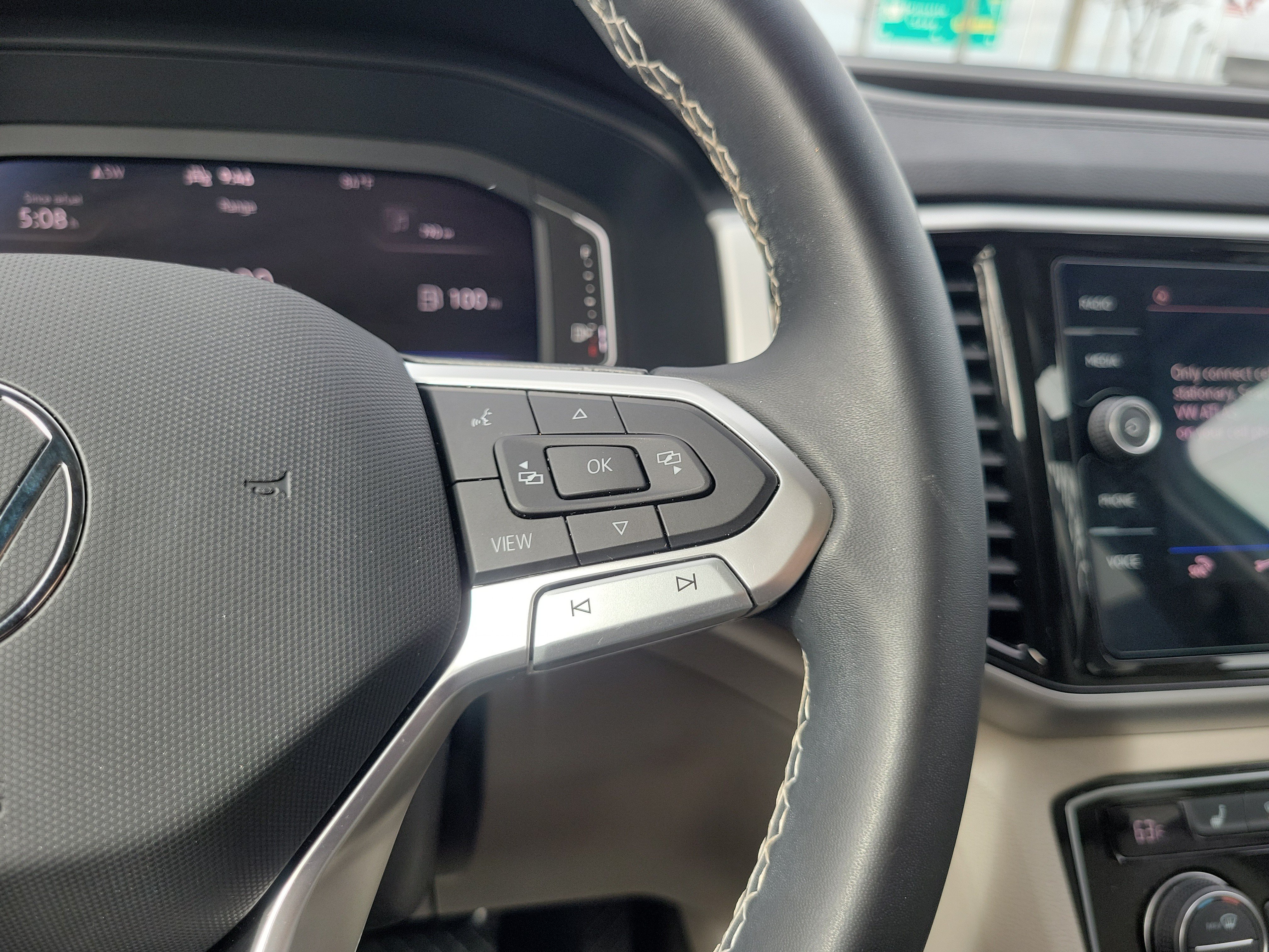 Used 2022 Volkswagen Atlas SE FWD image 21