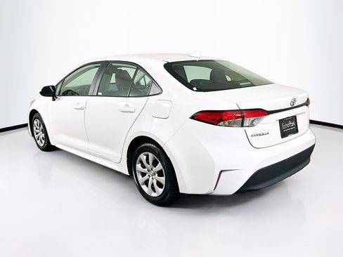 Used 2024 Toyota Corolla LE image 5