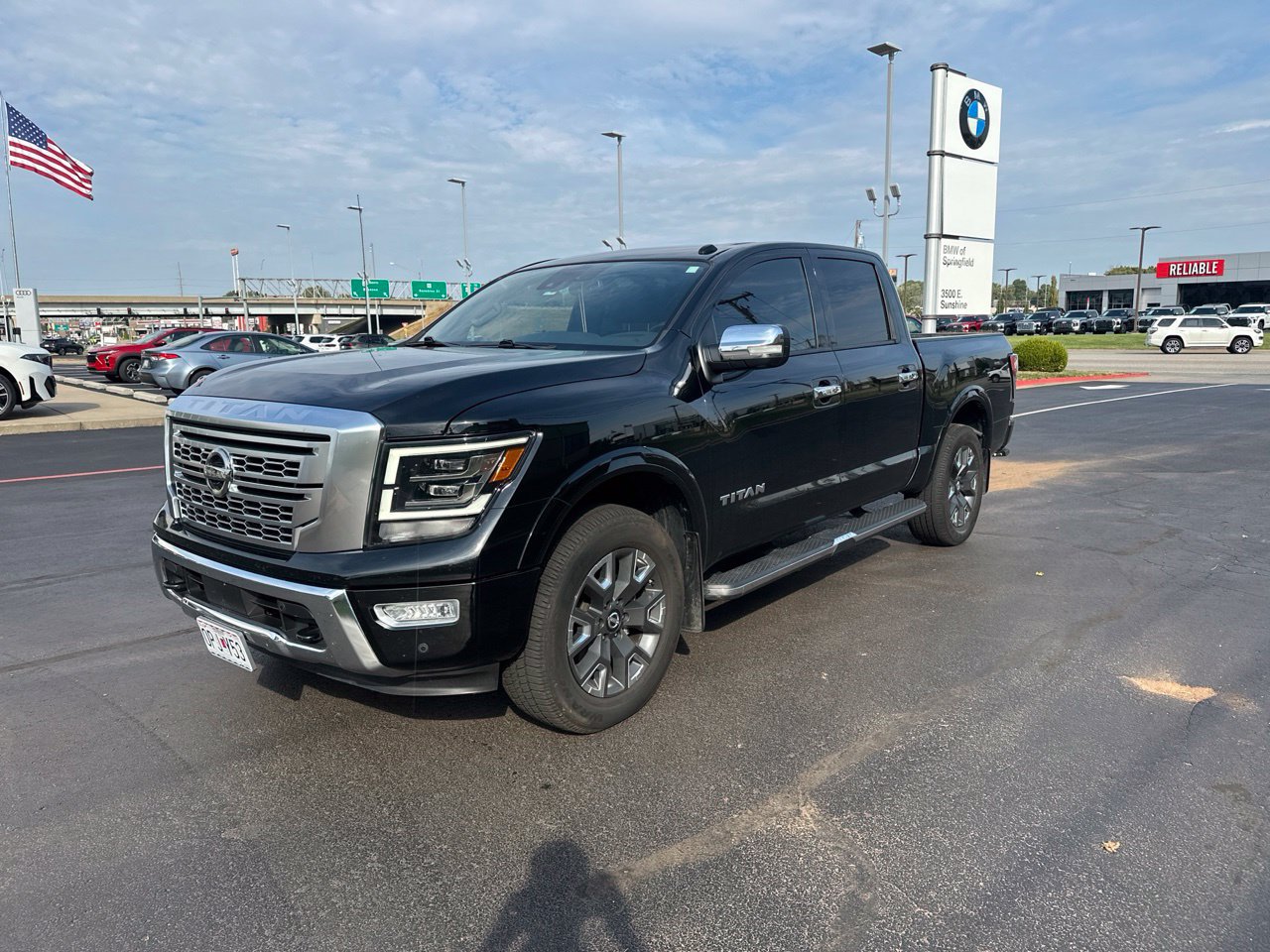 Used 2021 Nissan Titan Platinum Reserve w/ Moonroof Package AWD/4WD image 7