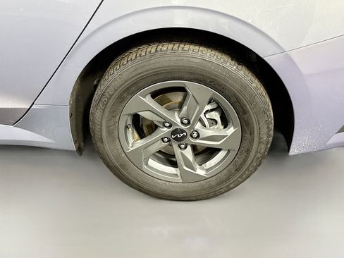 Used 2022 Kia K5 LX image 36