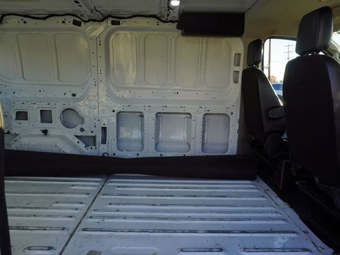 Used 2020 Ford Transit 250 Low Roof image 27