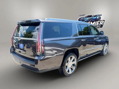Used 2018 Cadillac Escalade ESV Platinum AWD/4WD image 10