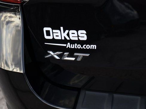 Used 2022 Ford Explorer XLT w/ Equipment Group 202A image 19