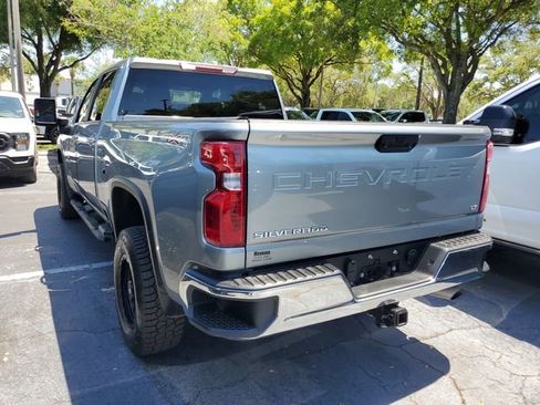 Used 2024 Chevrolet Silverado 2500 LT AWD/4WD image 3