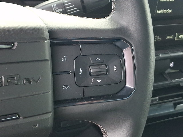 Used 2026 GMC Hummer EV 4x4 Crew Cab image 8