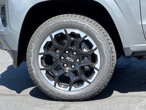 New 2026 Chevrolet Colorado Z71 w/ Technology Package AWD/4WD image 23