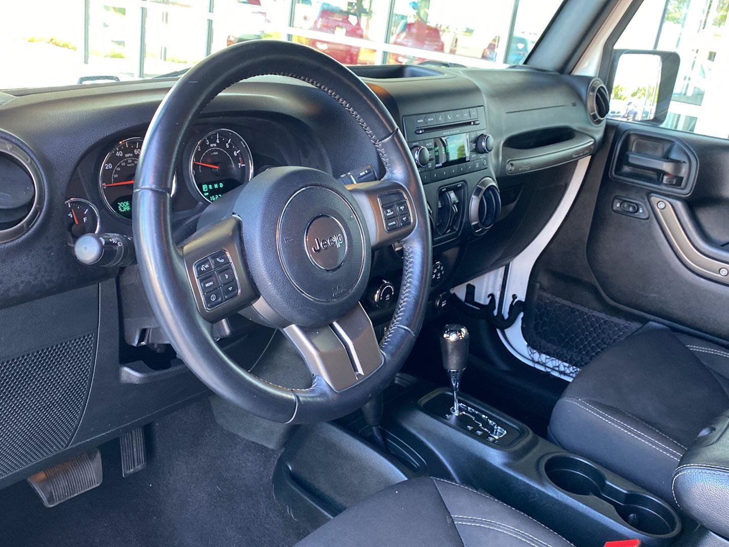 Used 2018 Jeep Wrangler Unlimited Sport AWD/4WD image 16