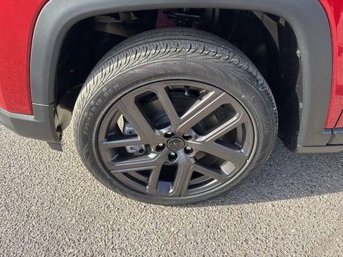 New 2026 Jeep Compass Latitude image 8