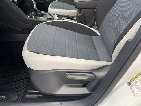 New 2026 Volkswagen Taos S image 13