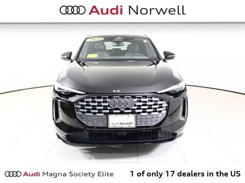 Used 2025 Audi Q5 Premium w/ Convenience Package AWD/4WD image 11