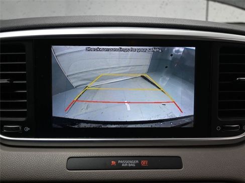 Used 2020 Kia Sportage LX w/ LX Popular Package image 14