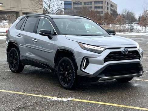 Used 2024 Toyota RAV4 XSE image 1