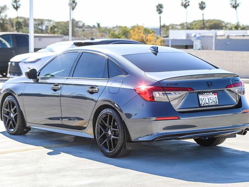 Used 2023 Honda Civic Sport image 5