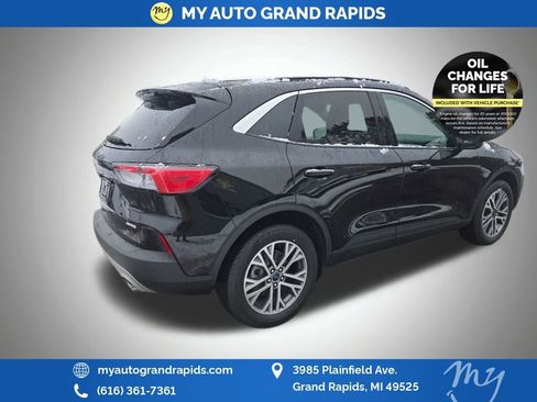 Used 2022 Ford Escape SEL w/ Technology Package image 7