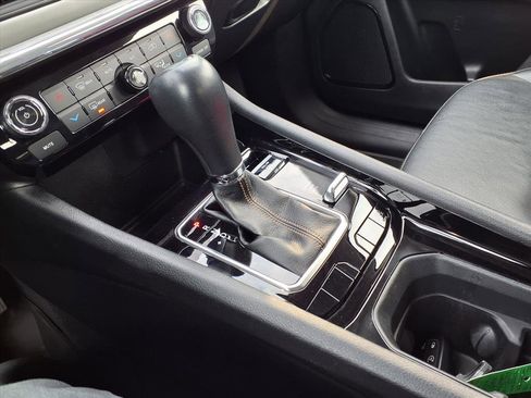 Used 2022 Jeep Compass Limited image 11