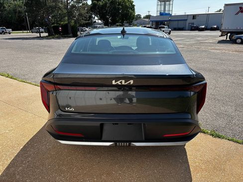 Used 2025 Kia K4 FWD image 7