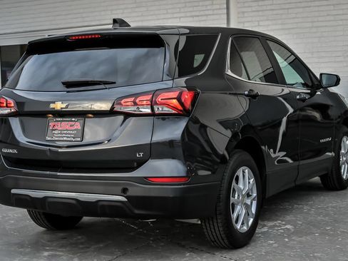 Used 2022 Chevrolet Equinox LT FWD image 11