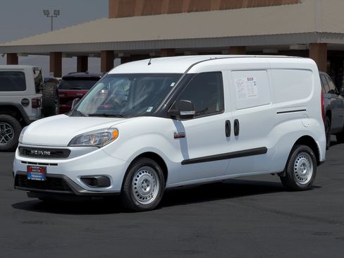 Used 2022 RAM ProMaster City Tradesman FWD image 1