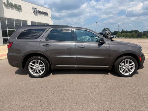 Used 2024 Dodge Durango GT AWD/4WD image 2