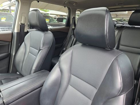 Used 2022 Nissan Rogue SV w/ SV Premium Package FWD image 9