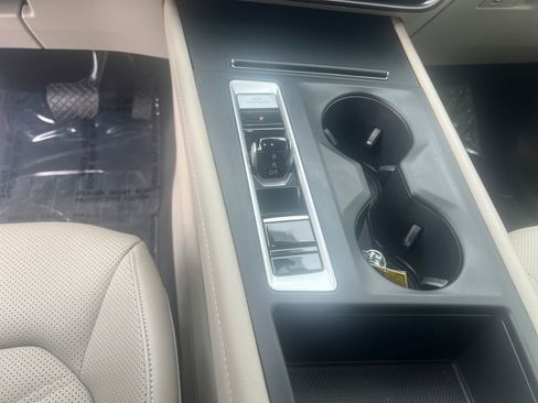 Certified 2024 Volkswagen Atlas SE image 26