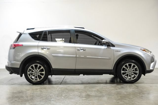 Used 2017 Toyota RAV4 Limited AWD/4WD image 9
