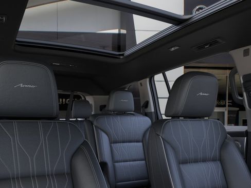 New 2026 Buick Enclave Avenir image 24