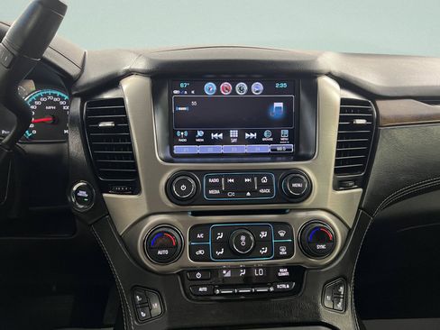 Used 2019 GMC Yukon Denali AWD/4WD image 18