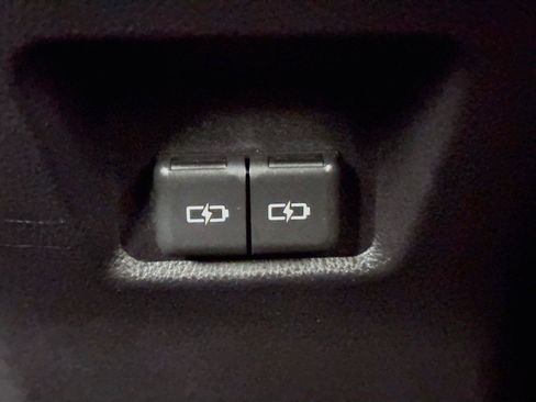 Certified 2024 Toyota RAV4 XLE AWD/4WD image 35